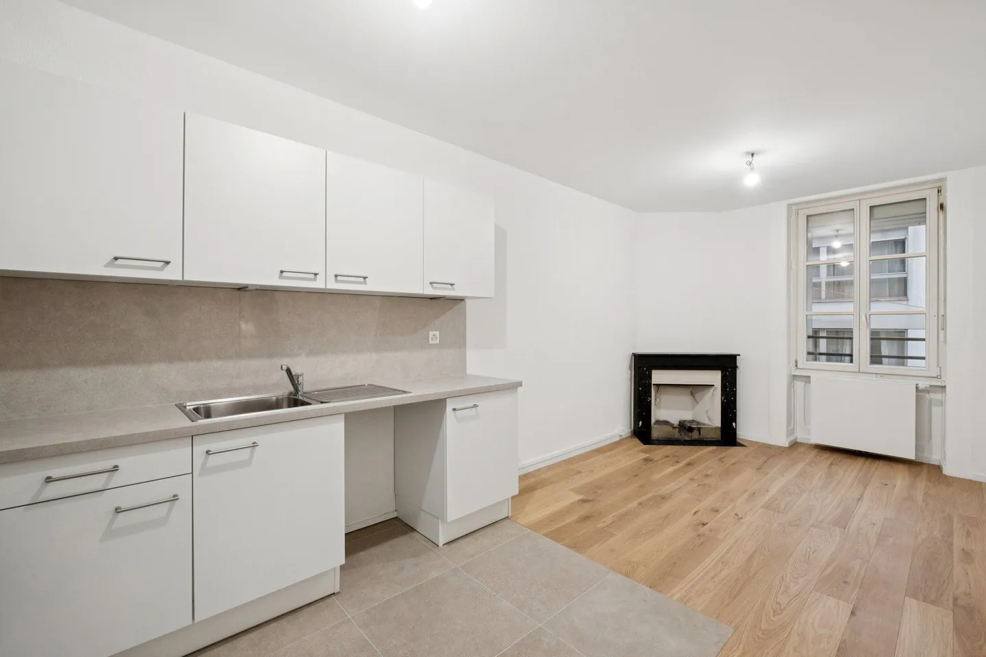 Appartamento Incantevole con Camino - Foto 3 di 4