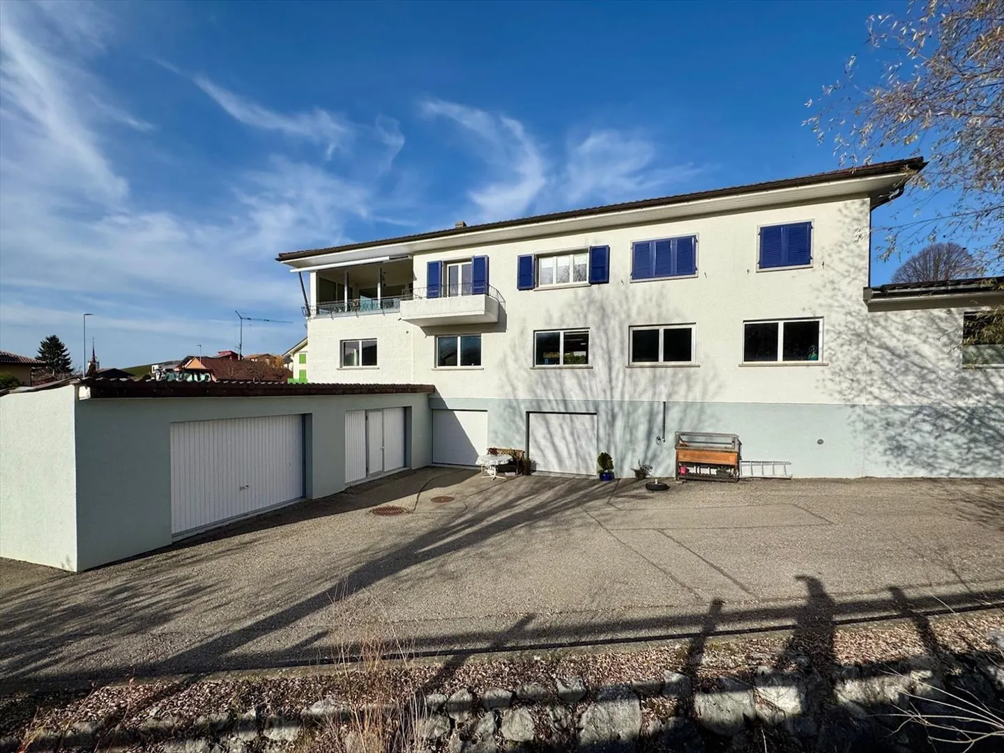 Edificio in affitto a uso misto - Foto 3 di 13