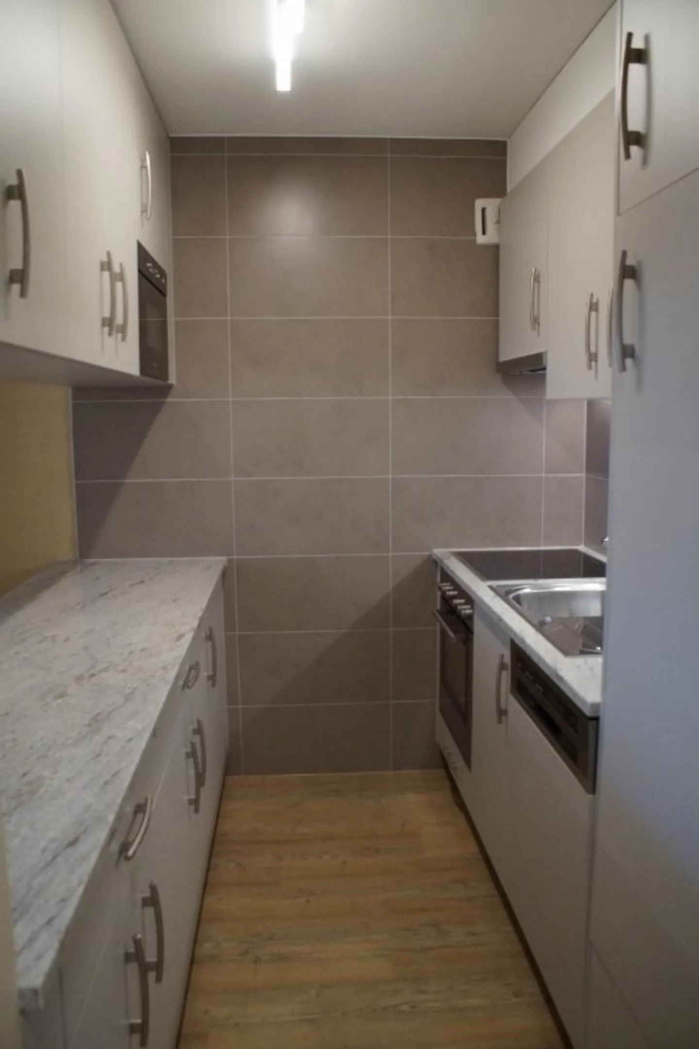 LOC 282 - AMBASSADEURS A - Photo 5 of 13