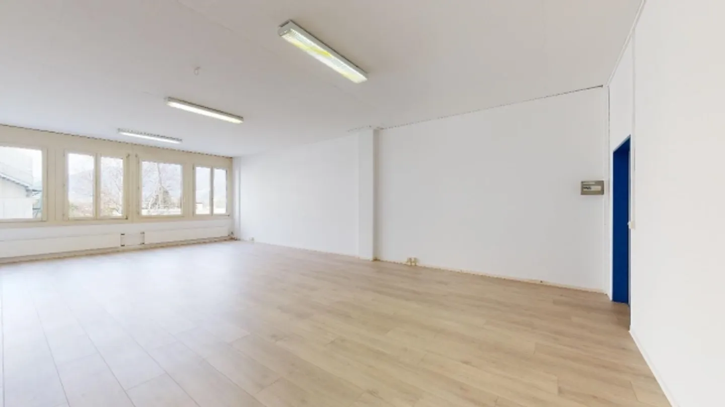 Bureau lumineux et polyvalent de 68 m2 – Quartino - Photo 4 sur 11