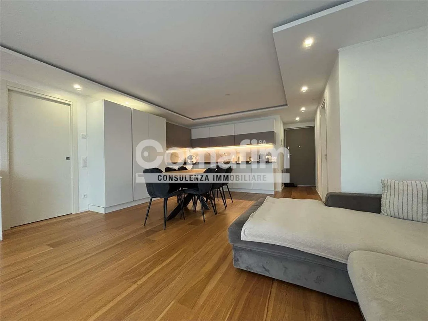 Splendid Newly Built Apartment - Photo 5 of 13