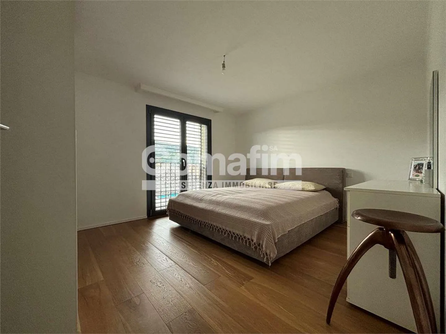 Splendid Newly Built Apartment - Photo 11 of 13
