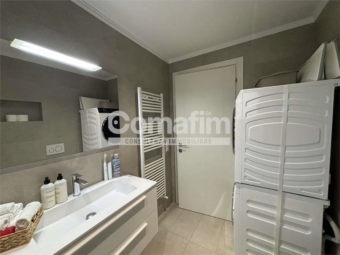 Splendid Newly Built Apartment - Photo 12 of 13