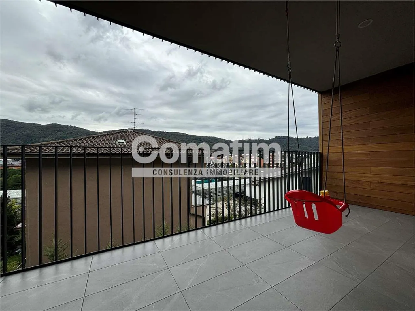 Splendid Newly Built Apartment - Photo 8 of 13