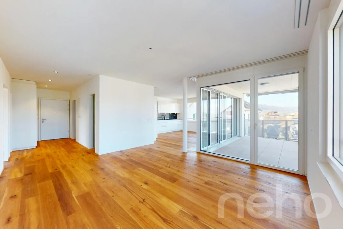 Appartamento 4.5 locali appena ristrutturato con vista lago e layout accattivante - Foto 5 di 12