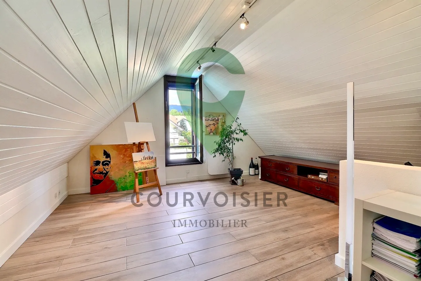 Semi-detached house for sale - Photo 8 of 12