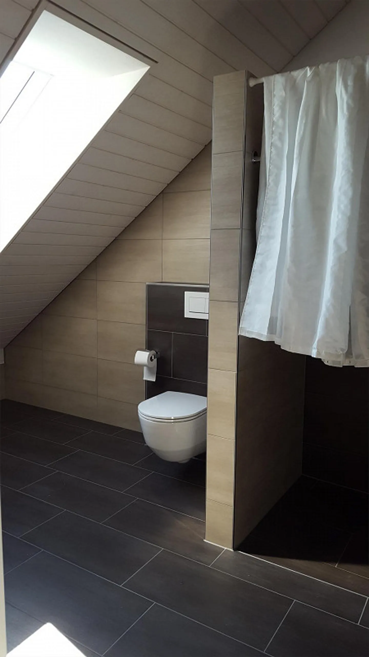 Family house with garden and walk-out basement – modern and spacious - Photo 13 of 15