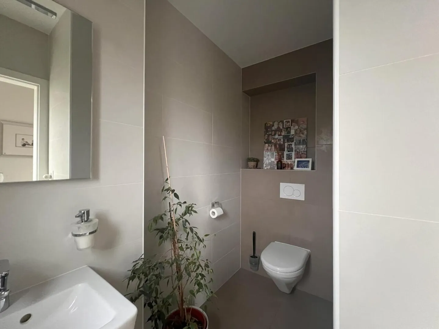 Bellissima casa adiacente in un contesto idilliaco - Foto 7 di 13