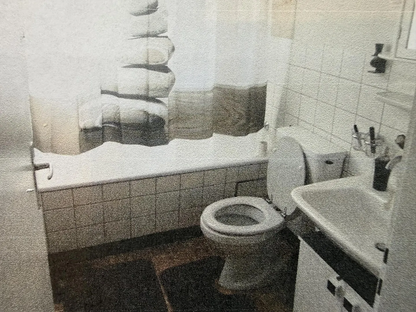 Appartement ancien de 4 pièces à Gelterkinden - Photo 3 sur 7