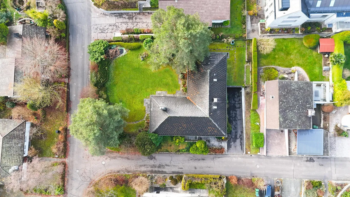 Incantevole casa unifamiliare con potenziale - Foto 18 di 21