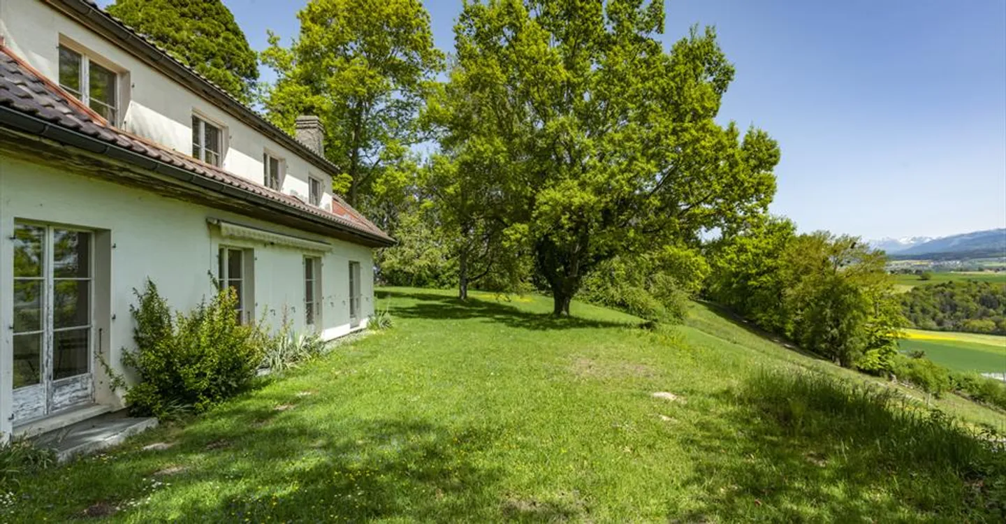 Villa Incantevole a Neyruz - Foto 1 di 13