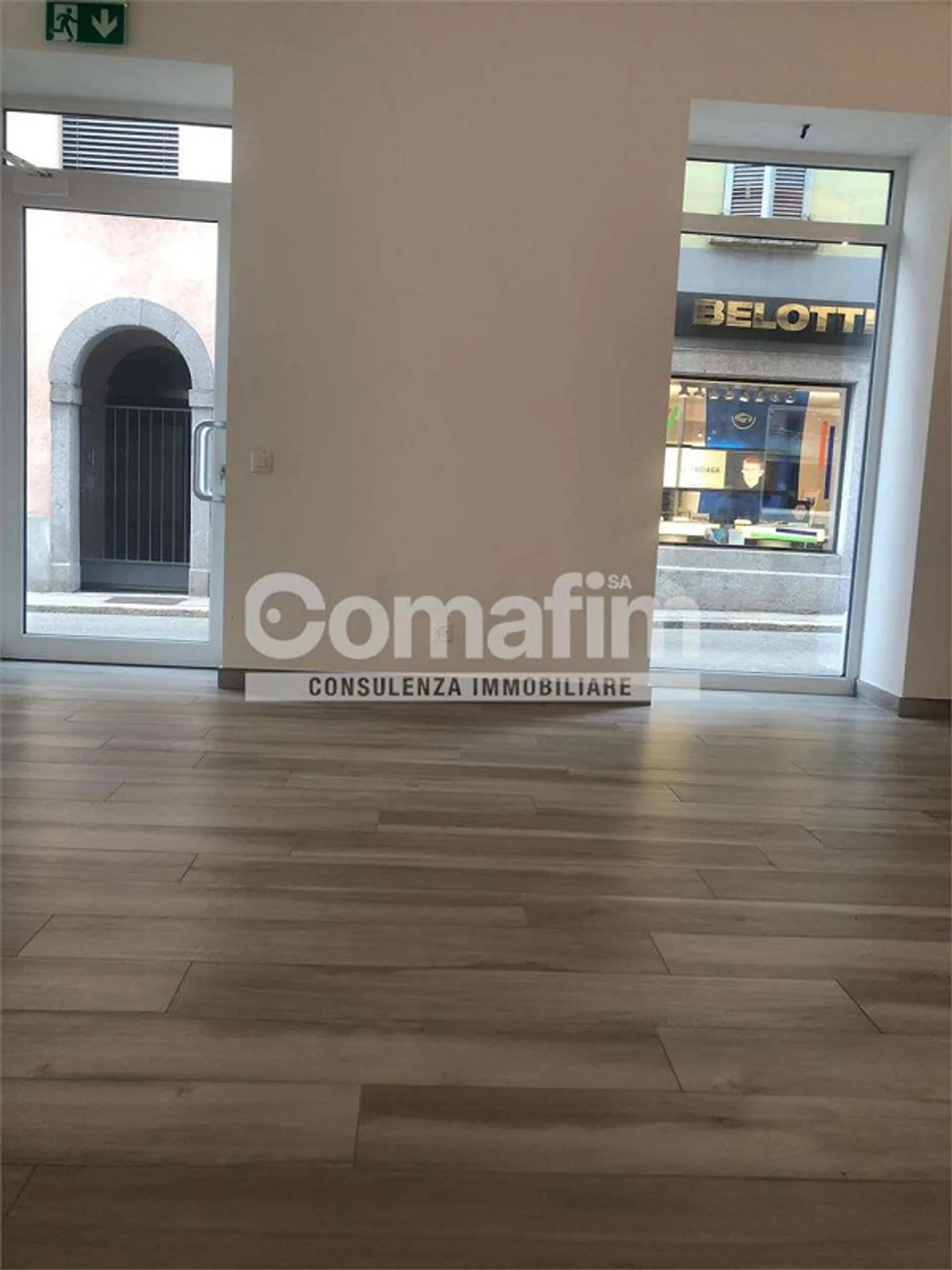 Espace commercial en plein centre à Biasca - Photo 8 sur 10
