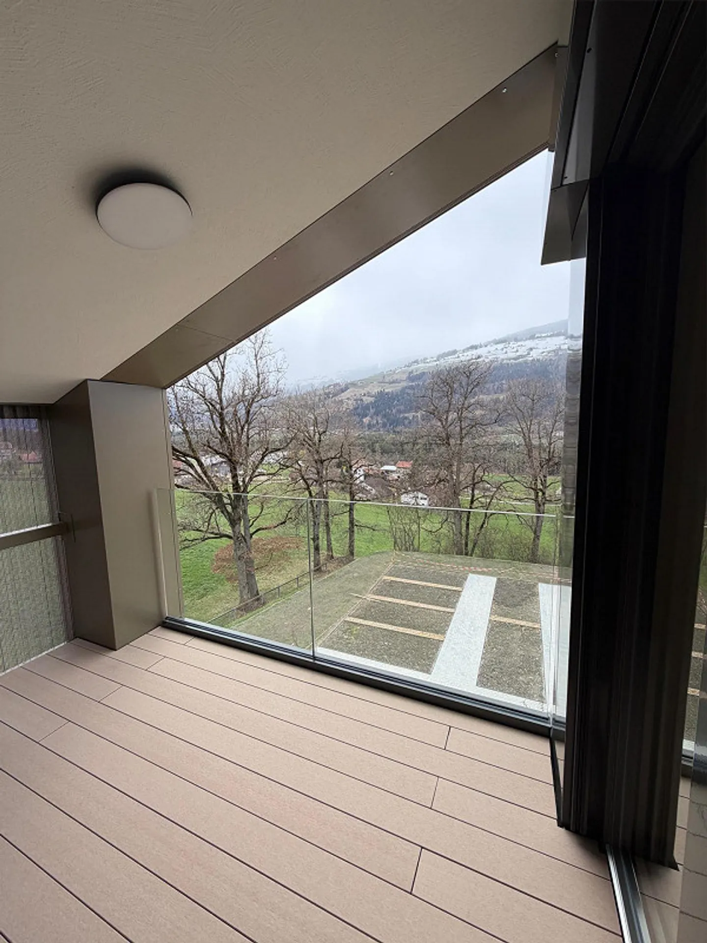 Appartement 2,5 pièces - Photo 6 sur 7