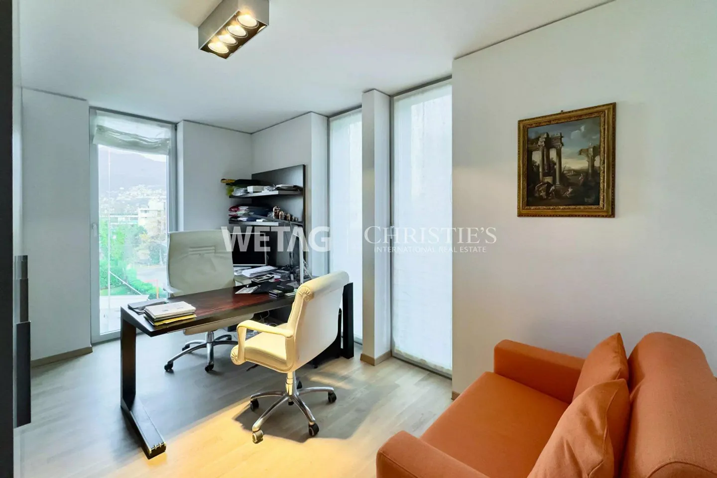Attractive 4.5 Room Apartment in Lugano-Pazzallo for Sale, Two... - Photo 8 of 12