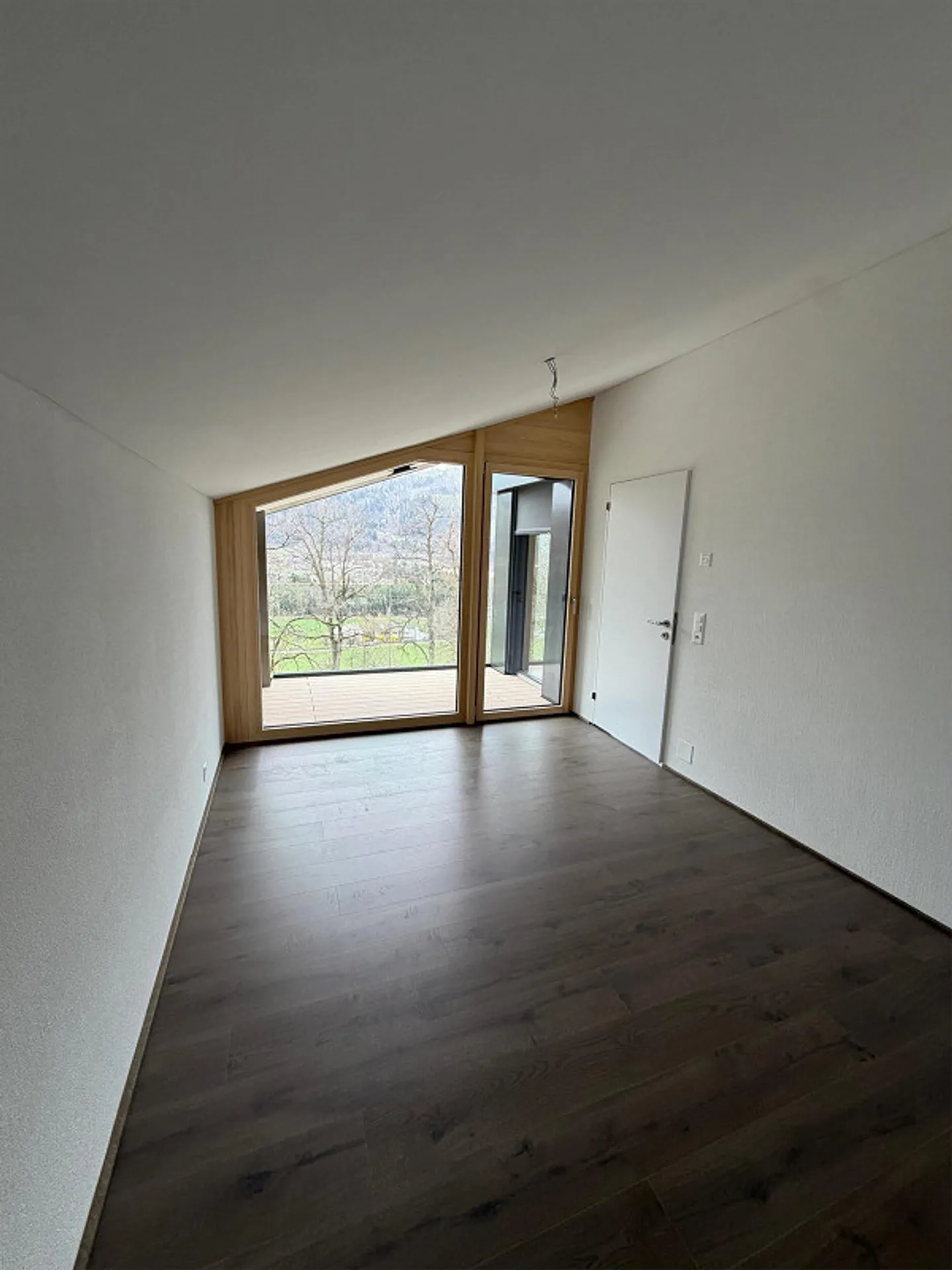 Appartement 2,5 pièces - Photo 4 sur 7