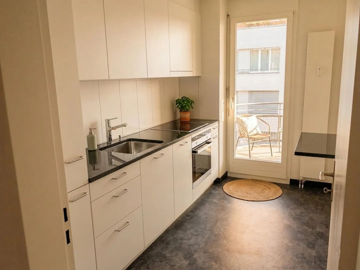2-room apartment near the musical theater - Photo 3 of 5