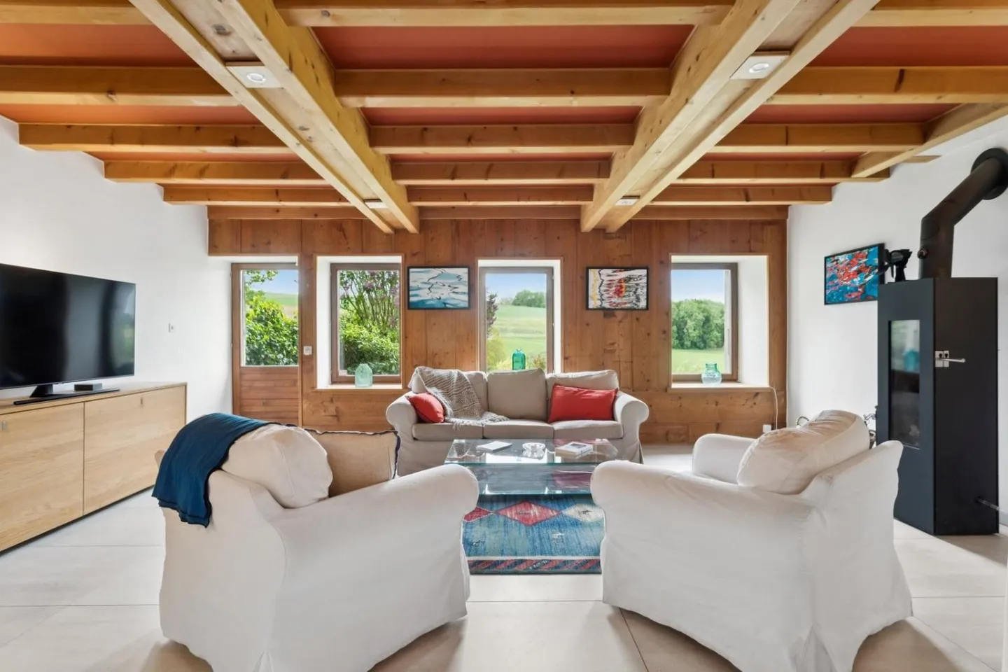 An extraordinary property in the heart of the Vaud countryside - Photo 5 of 13
