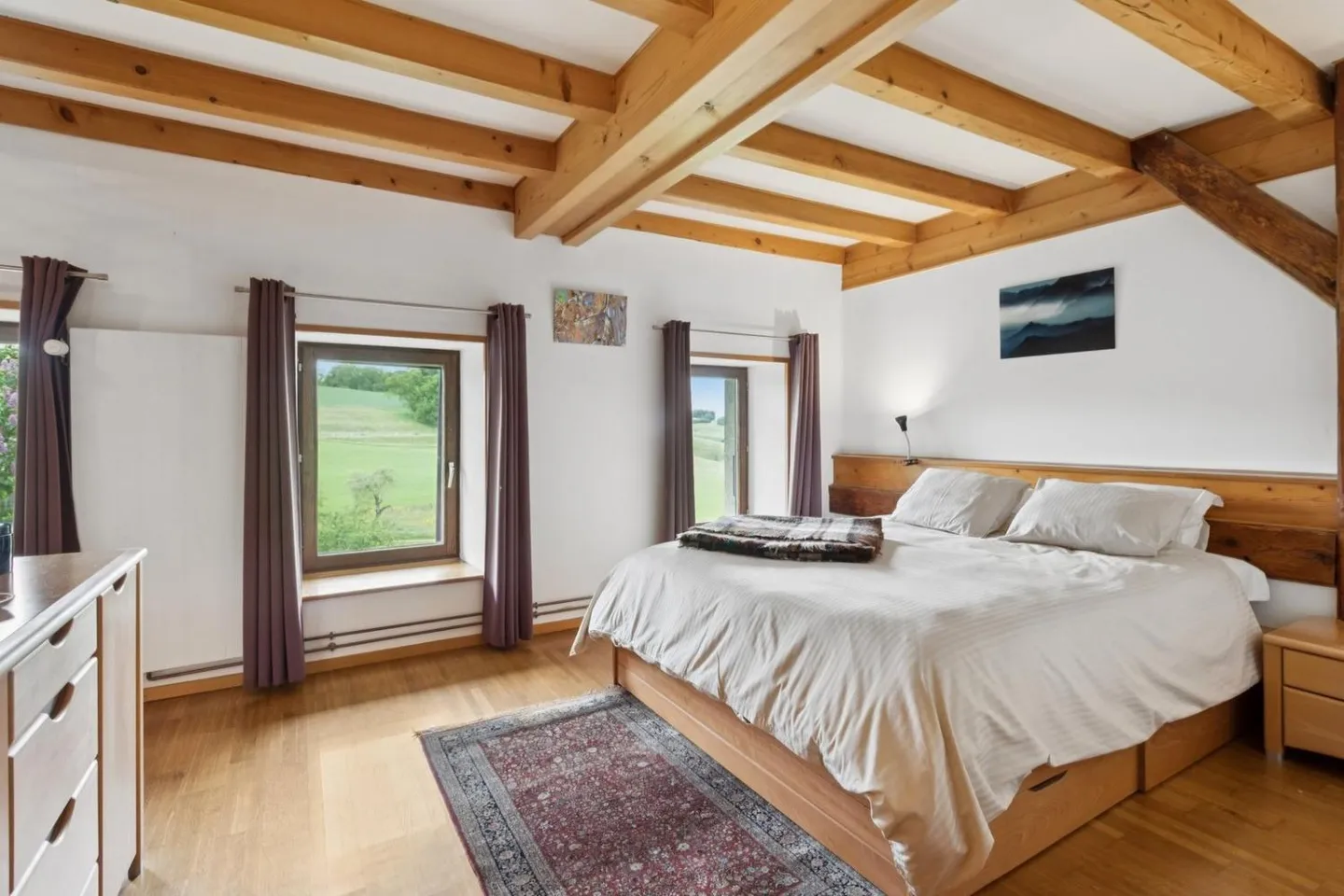 An extraordinary property in the heart of the Vaud countryside - Photo 8 of 13