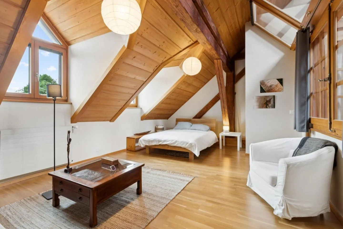 An extraordinary property in the heart of the Vaud countryside - Photo 9 of 13