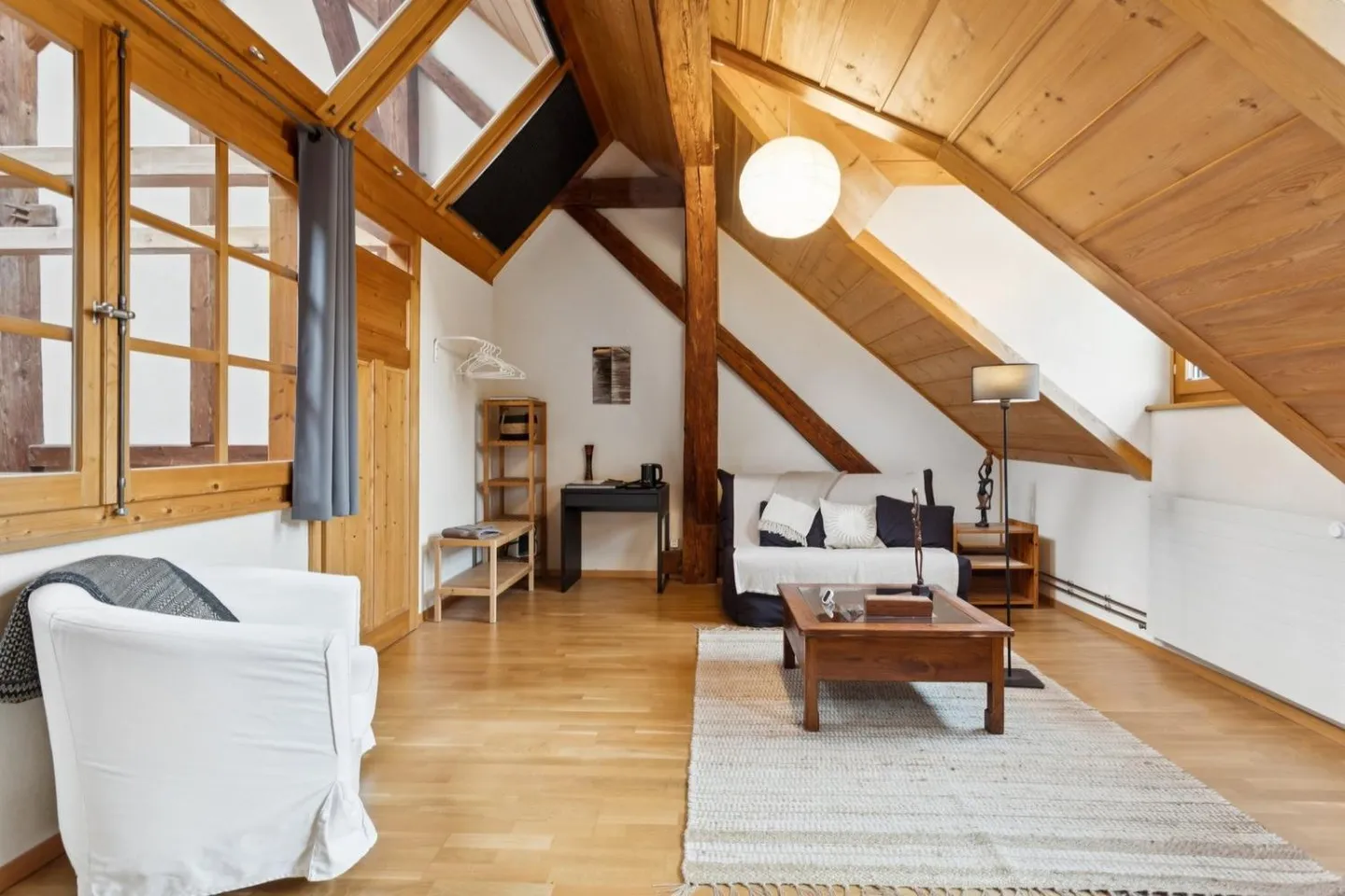 An extraordinary property in the heart of the Vaud countryside - Photo 10 of 13