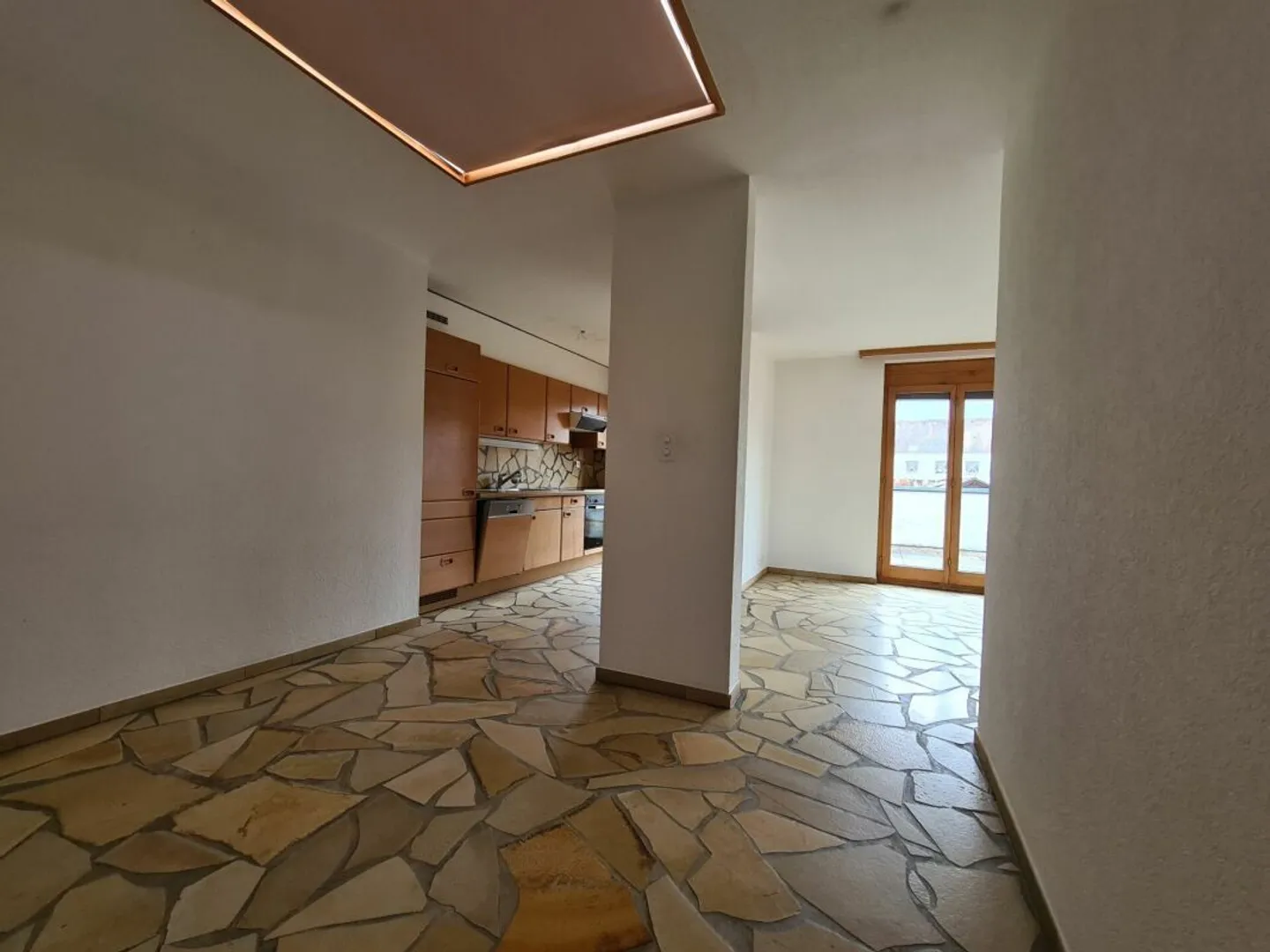 4,5-Zimmer-Wohnung mit Balkon - Foto 4 von 10