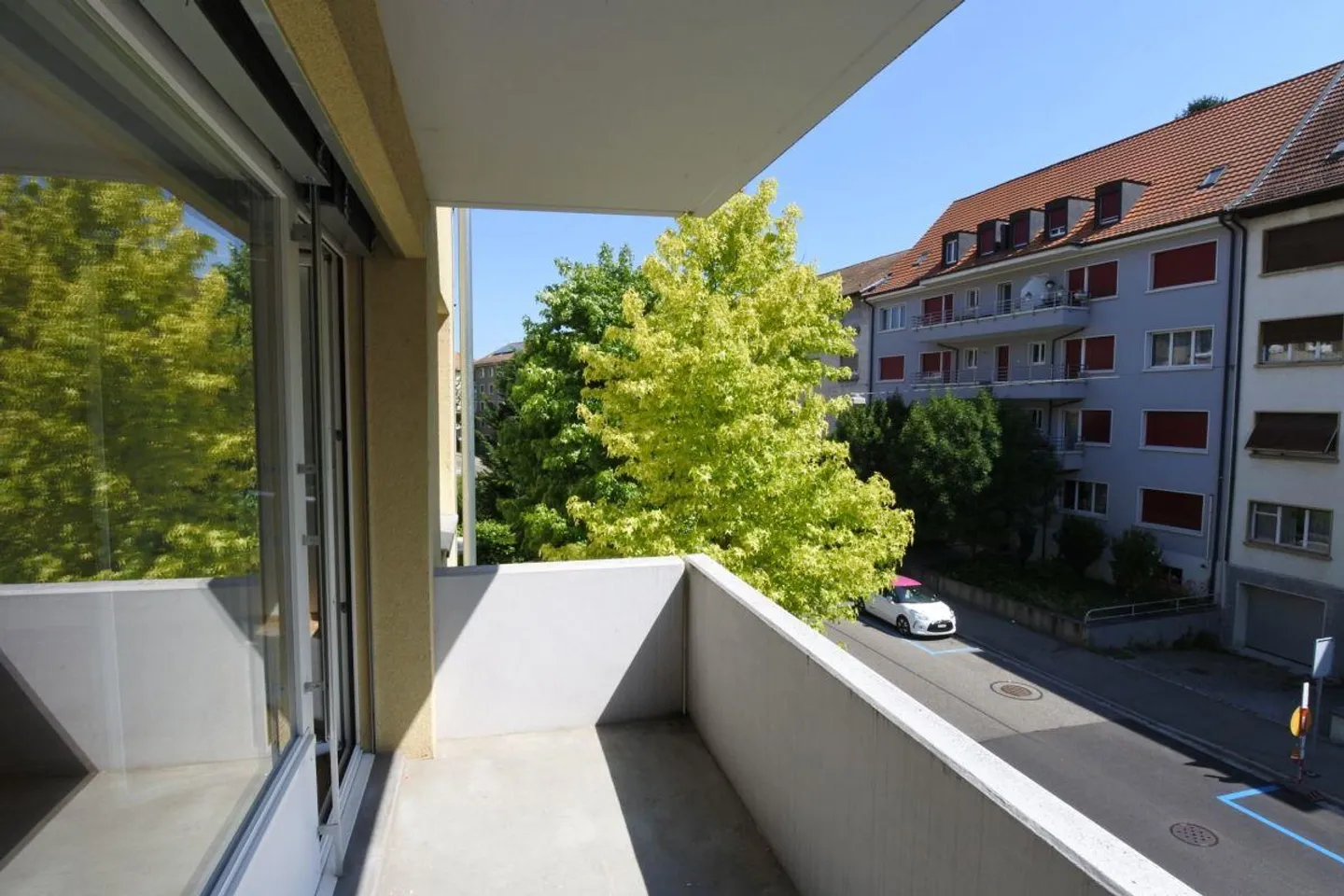 Appartement moderne dans le quartier de Lehenmatt - Photo 2 sur 8