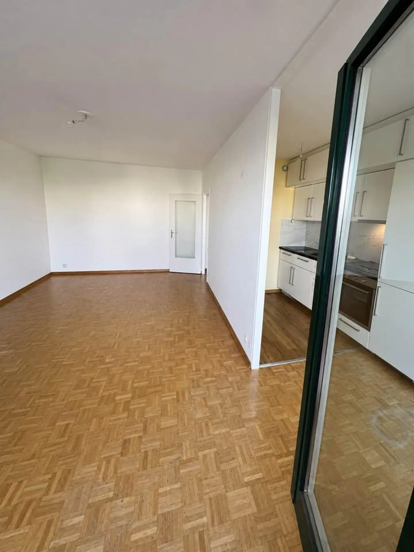 Calm Apartment in Versoix - Photo 4 of 4