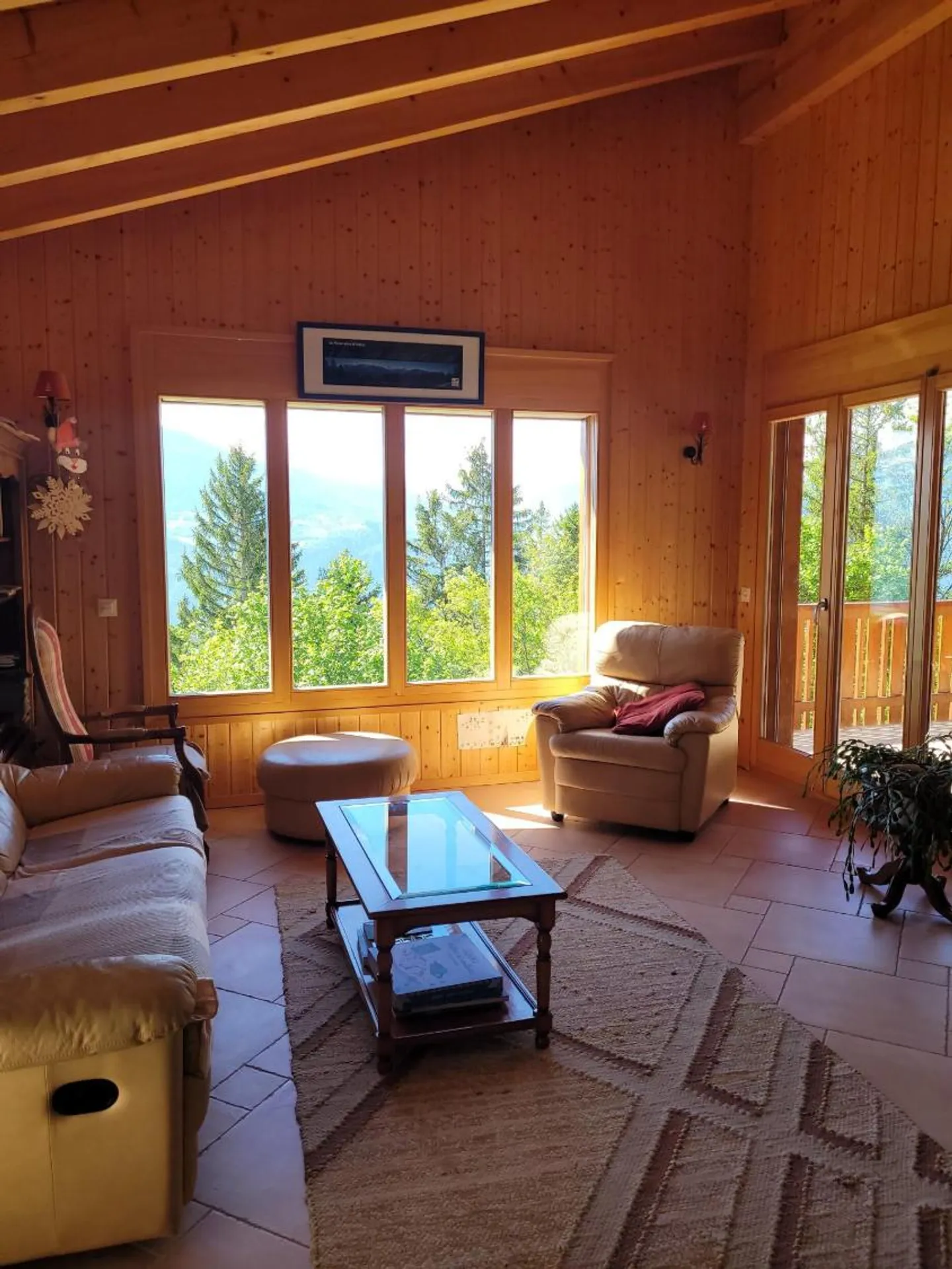 Chalet moderne avec vue sur les Alpes - Photo 2 sur 12