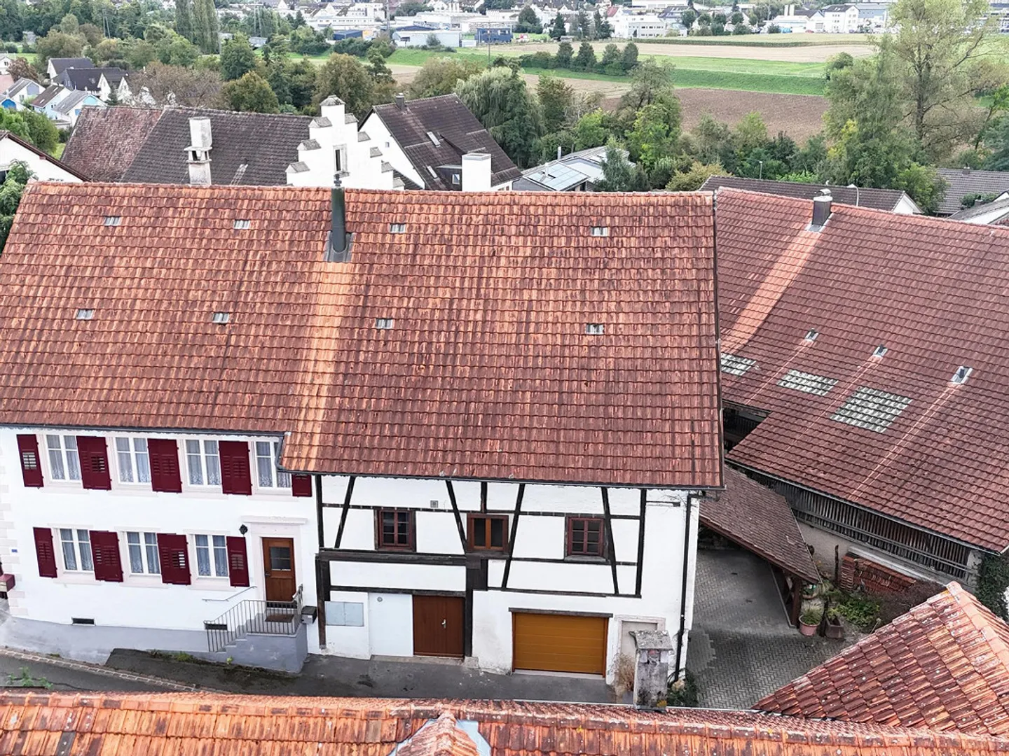 Charmante Doppelhaushälfte in Oeschgen - Foto 1 von 15