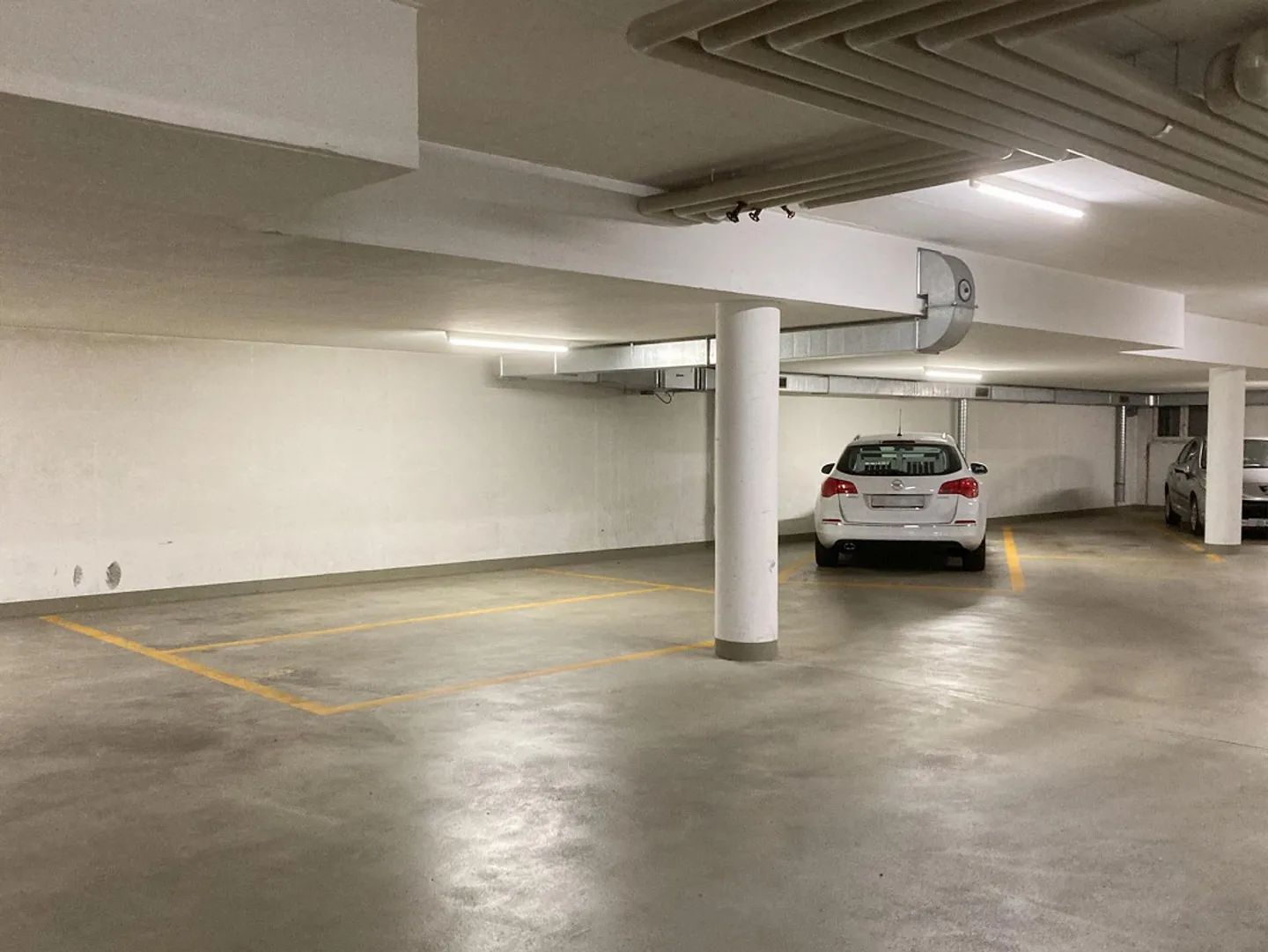 Zentraler Parkplatz Nähe Bahnhof - Foto 1 von 3