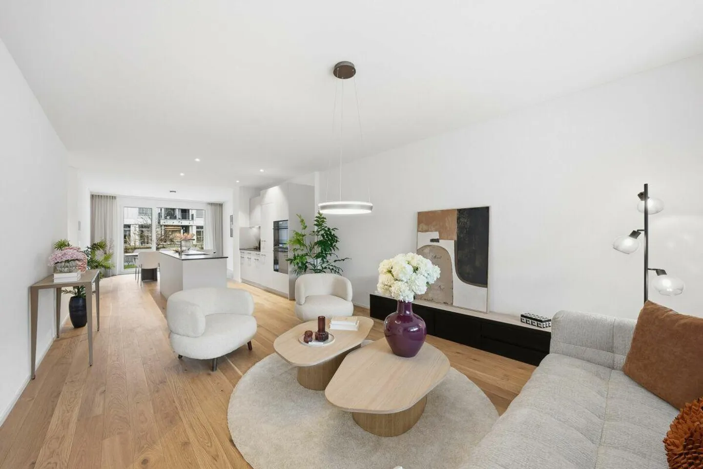 Appartamento centrale di 4,5 stanze al piano terra con grande giardino condiviso - Foto 4 di 13