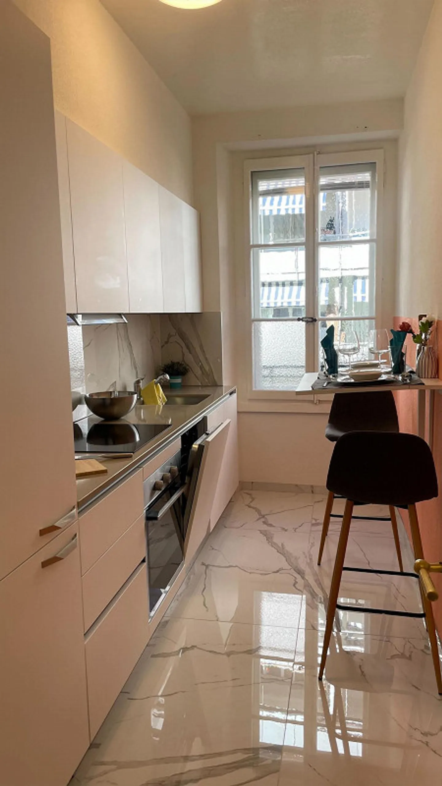 Charming Renovated Apartment in the Center of Lausanne - Photo 27 of 30