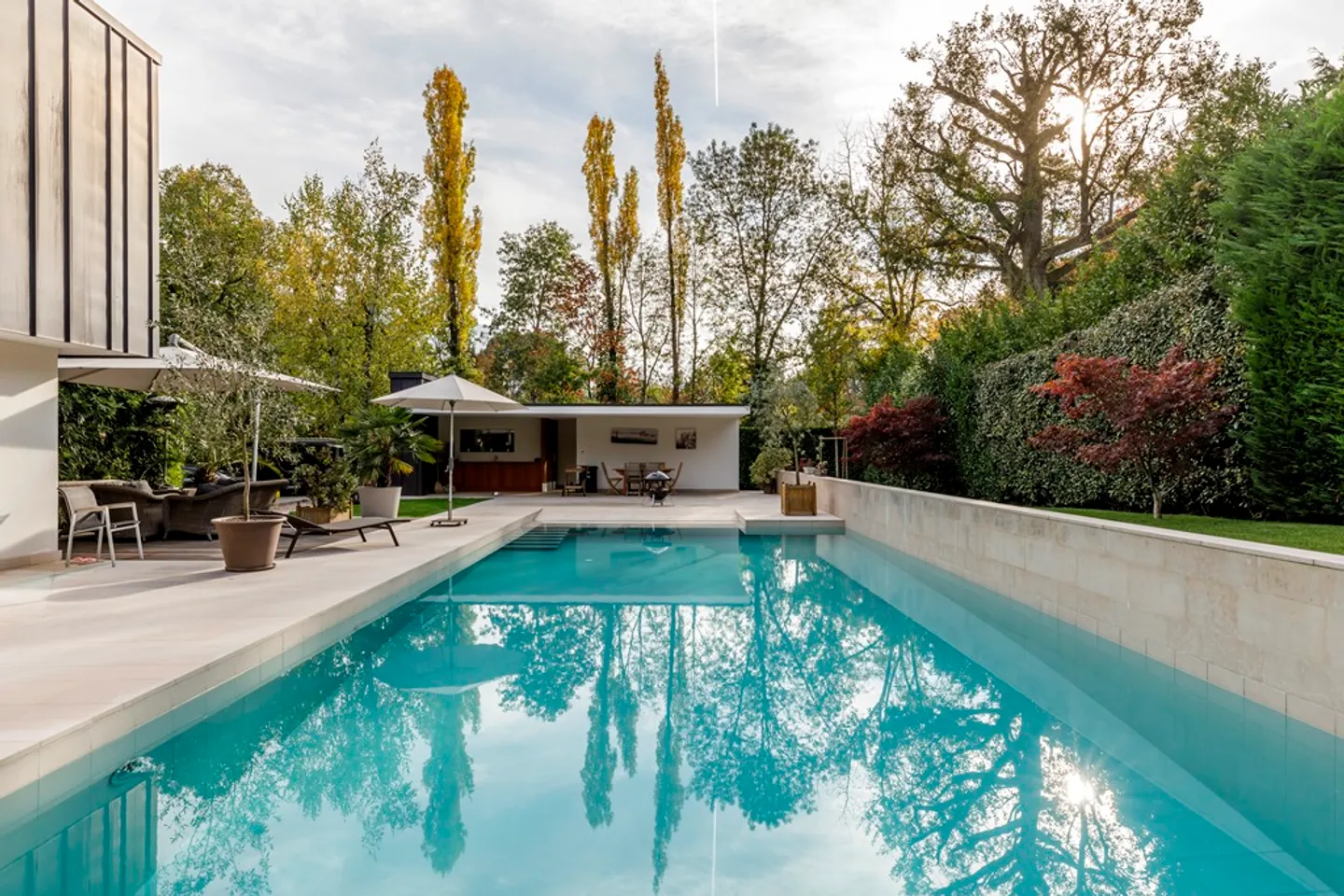 Zeitgenössische Eleganz im Herzen von Conches - Foto 1 von 13