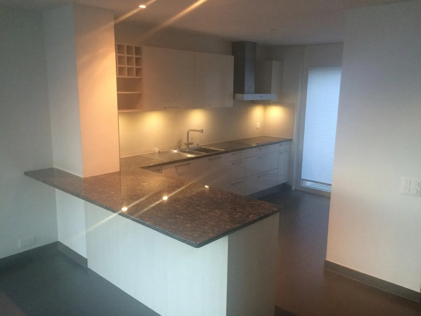 Casa contigua 5.5 stanze - Foto 5 di 11