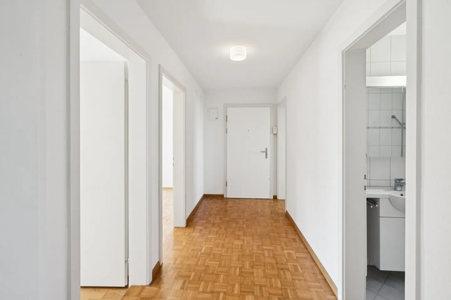 Helle Familienwohnung im Grünen - Foto 5 von 9