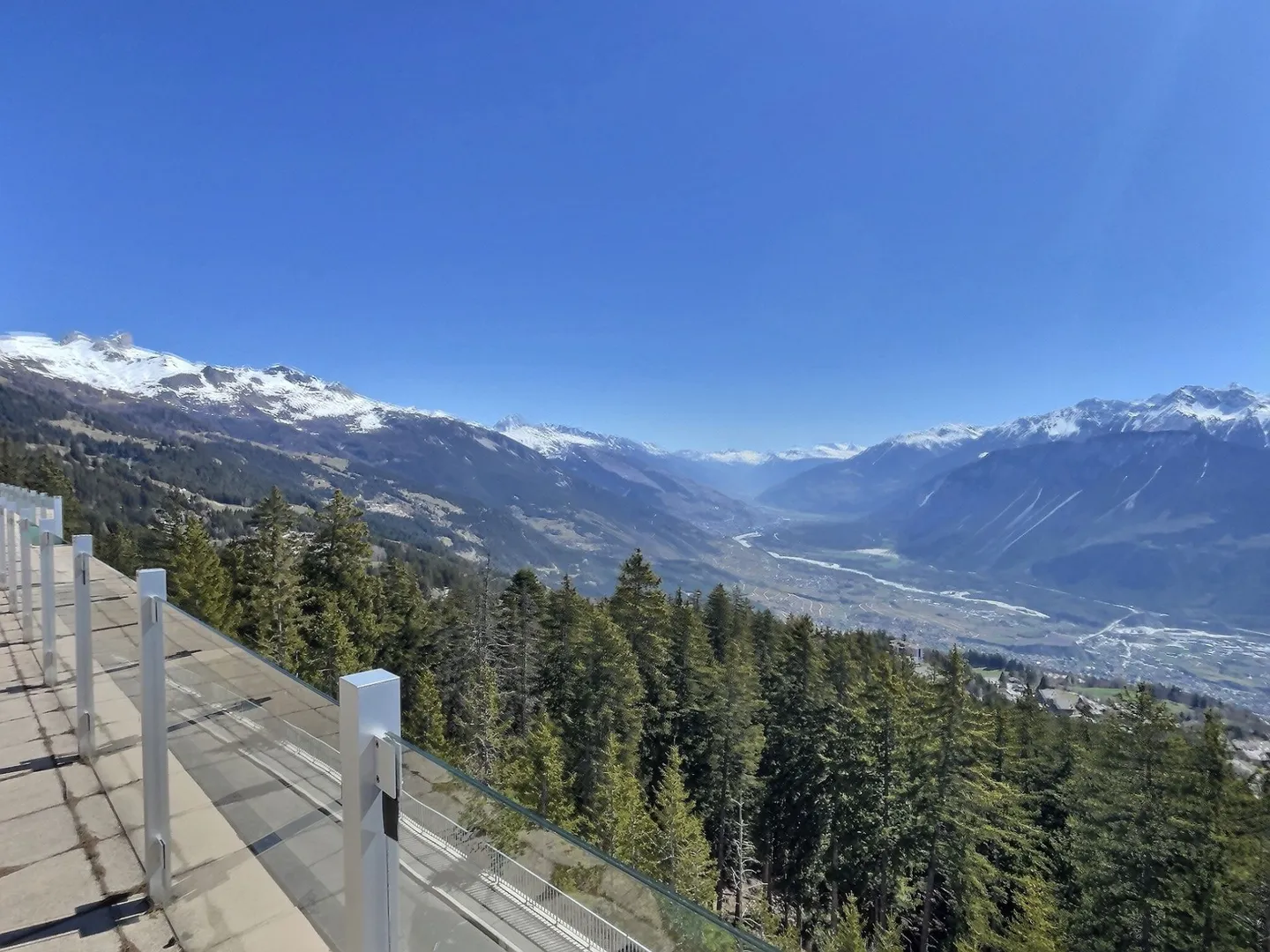 Luxuriöses Attique in Crans-Montana - Foto 3 von 13