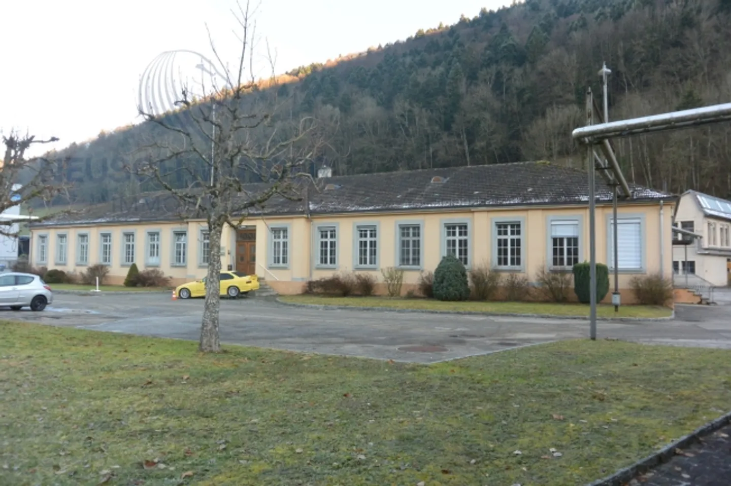 Industrial site housing leased areas with very good yield - Photo 6 of 12