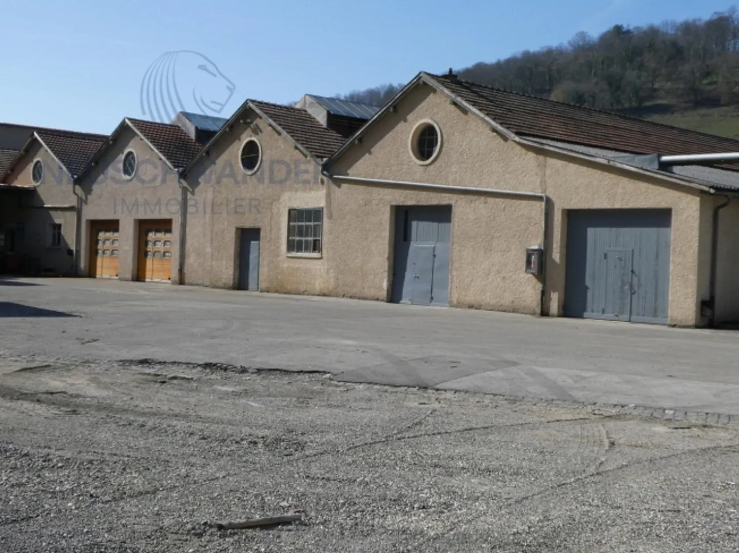 Industrial site housing leased areas with very good yield - Photo 8 of 12