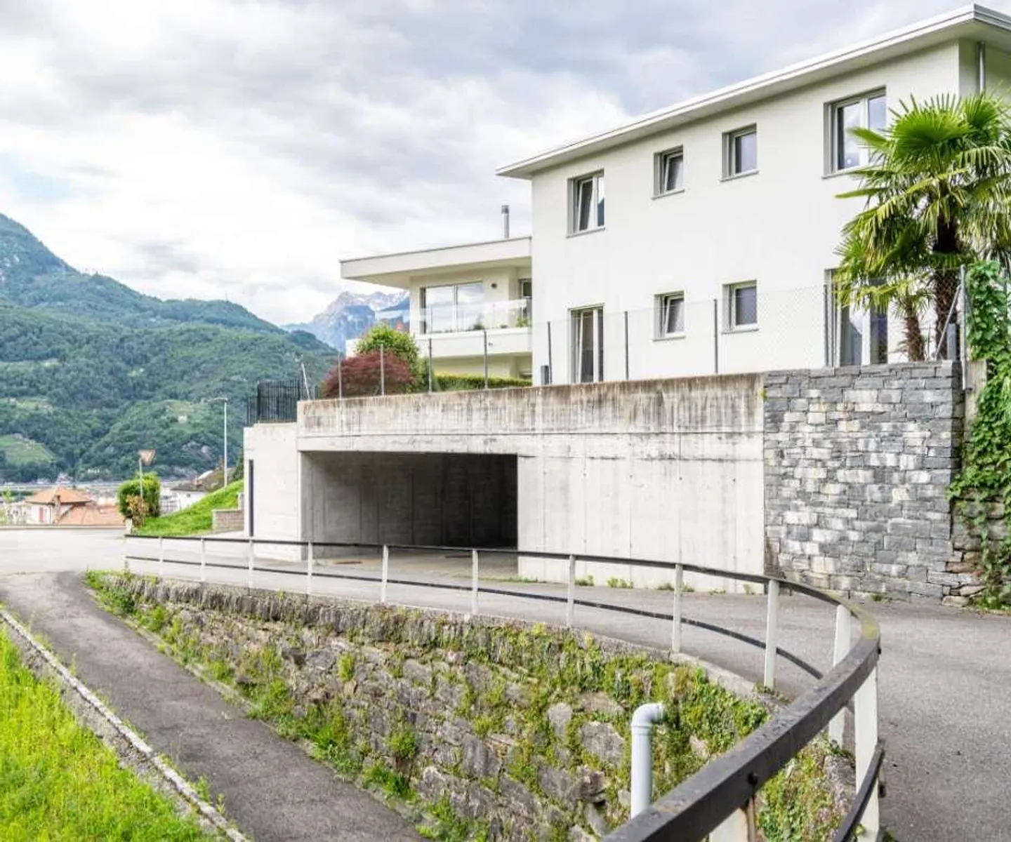 Wohnung 5,5 mit Exklusivem Blick auf die Burgen - Foto 5 von 13