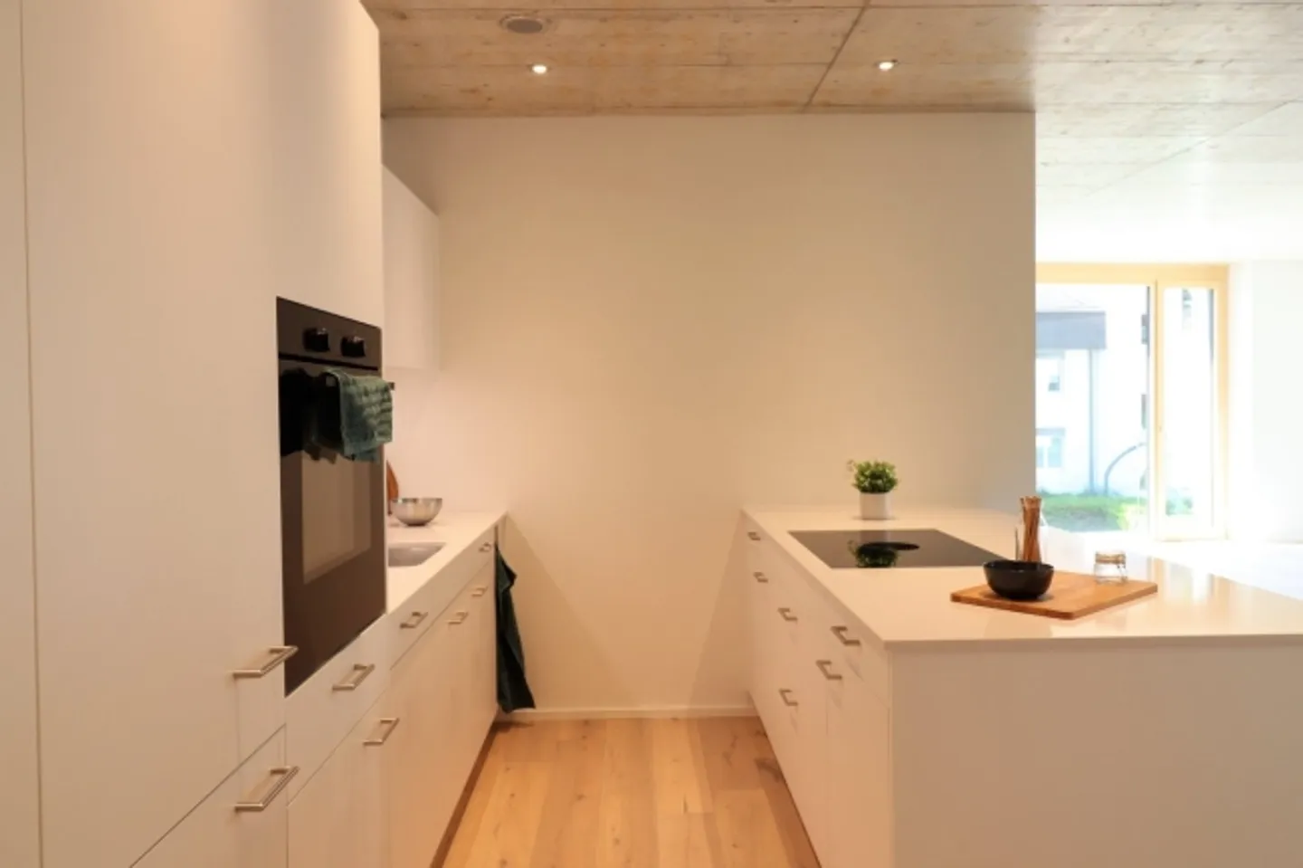 «Moderne 4.5-Zimmer-Erdgeschosswohnung mit Gartensitzplatz» - Foto 3 von 8