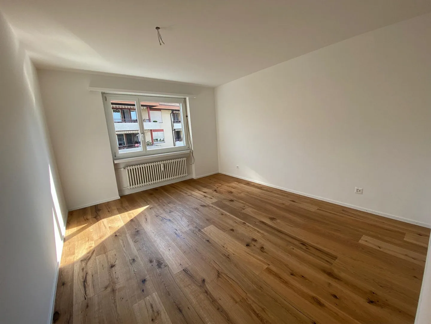 Appartement 4,5 pièces 2ème étage gauche - Photo 3 sur 12