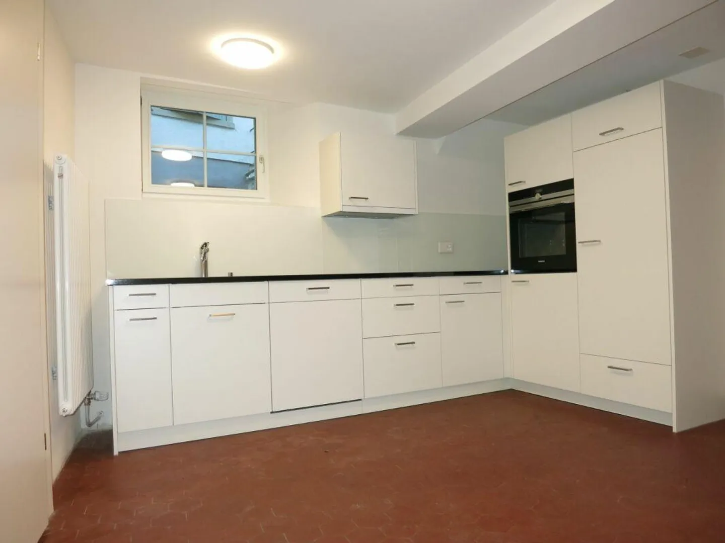 2.5-Room Old Town Apartment at the Corner of Albula & Falkengasse - Photo 2 of 7