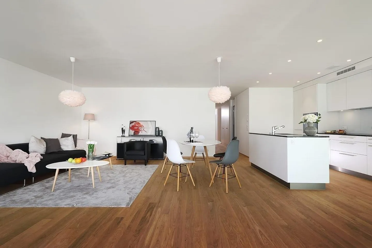 Ampio e ultramoderno appartamento di 4,5 locali in un complesso ben curato - Foto 2 di 13