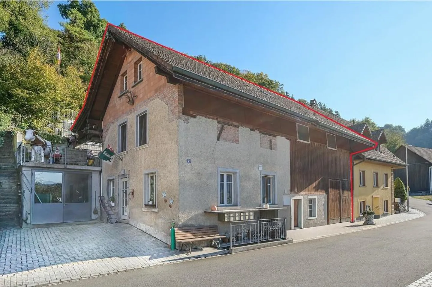 Maison individuelle de 4,5 pièces avec potentiel d'extension et immense terrain ! - Photo 1 sur 13