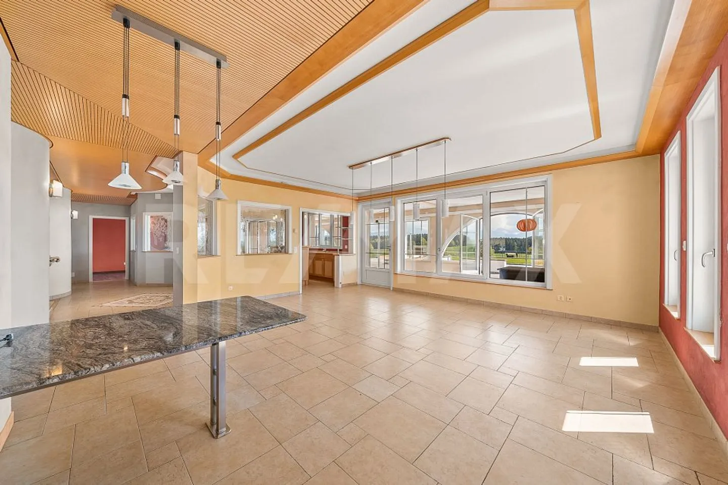 Villa Étonnante avec Piscine - Photo 4 sur 13