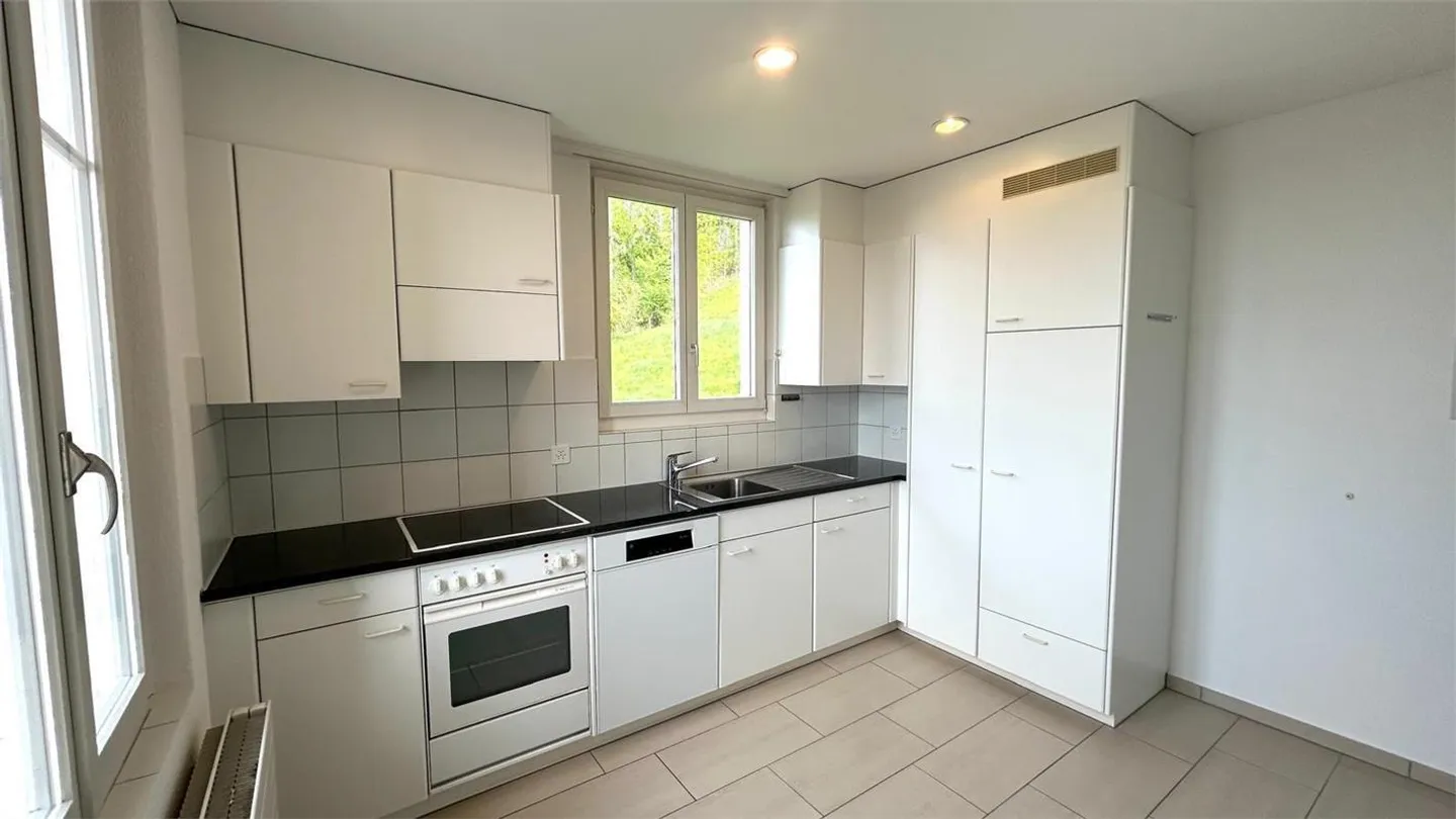 Appartamento 3 locali con bella vista vicino ai Tre Laghi - Foto 2 di 7