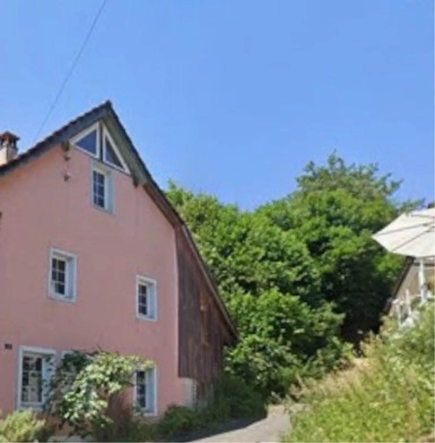 Single house for sale - Photo 2 of 7