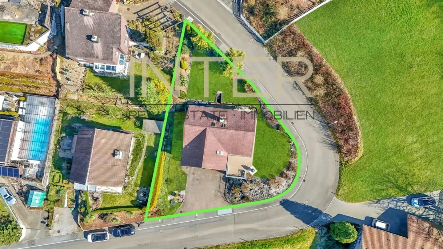 Grosszügiges Einfamilienhaus mit traumhafter Aussicht - Foto 20 von 22