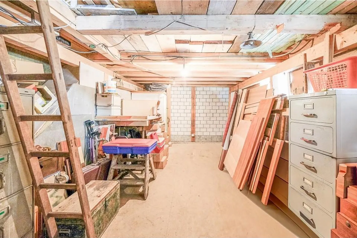 Maison individuelle de 4,5 pièces avec potentiel d'extension et immense terrain ! - Photo 11 sur 13