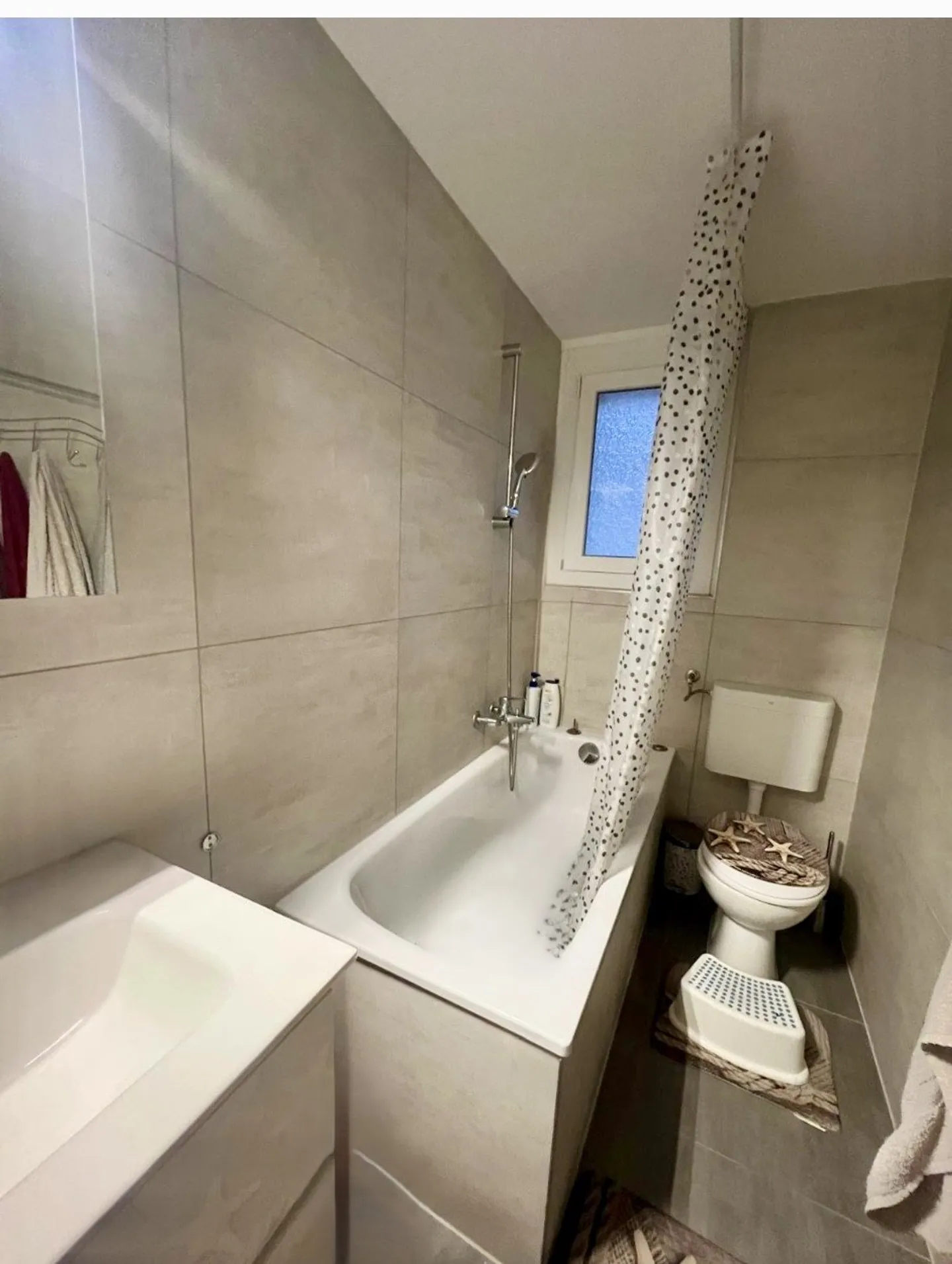 Charming 3.5-room apartment renovated in Broc - Photo 5 of 6